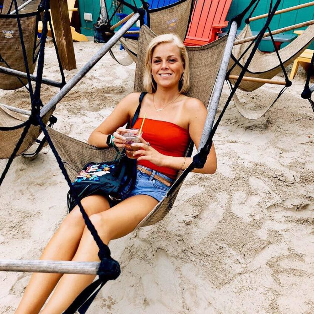 Meet your Posher, Phoenix